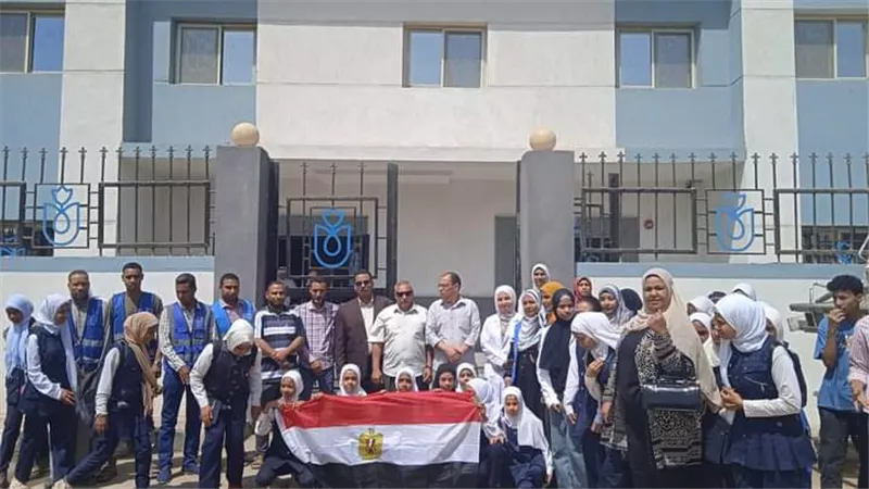 قيادات وإتحاد طلاب تعليم قوص يبعثون برقية تأييد للقيادة السياسية