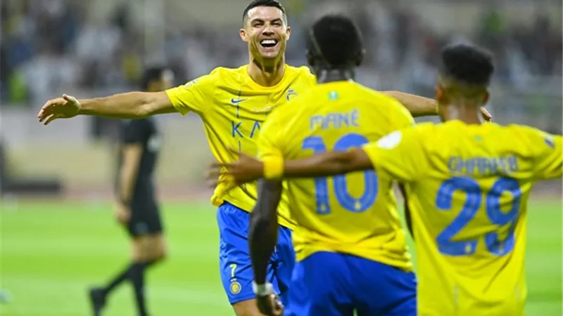 النصر يلتقي الفيحاء .. مواعيد مباريات الدوري السعودي اليوم 19-4-2024