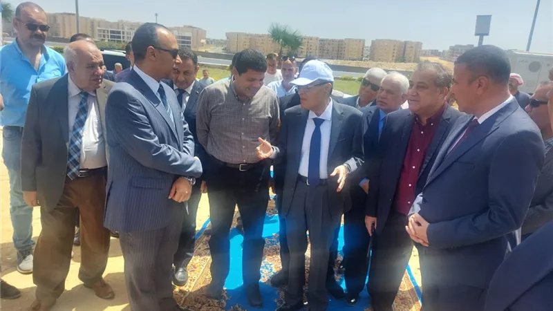 وضع حجر أساس مشروع موقف إقليمي جديد بمدينة المنيا الجديدة