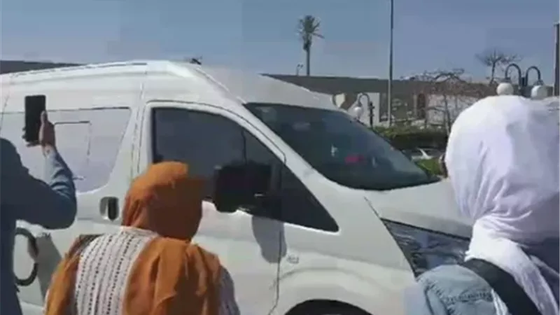 وصول جثمان الراحل صلاح السعدني الى مسجد الشرطة بـ 6 أكتوبر