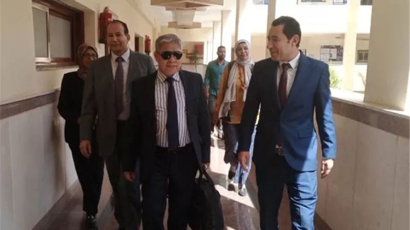 رئيس جامعة الأقصر يستقبل أعضاء لجنة قطاع علوم الحاسب والمعلوماتية