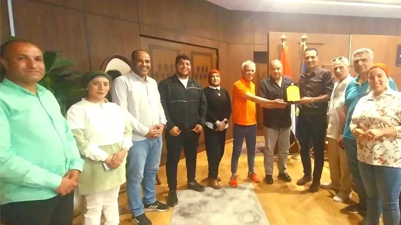 إتحاد الدراجات يكرم مدير أمن بنى سويف