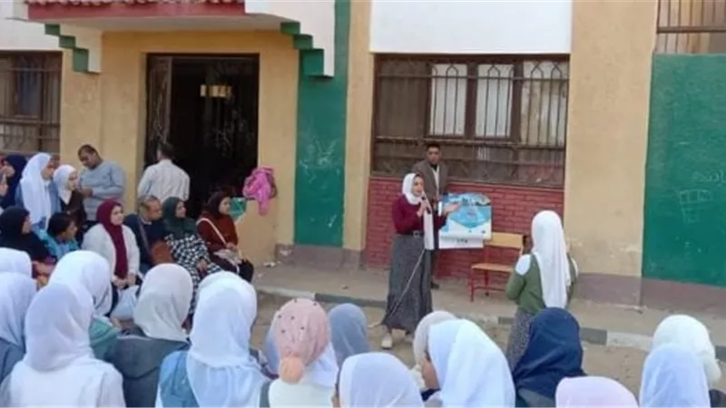 ندوة للتوعية بترشيد استهلاك الكهرباء بمدرسة سمالوط