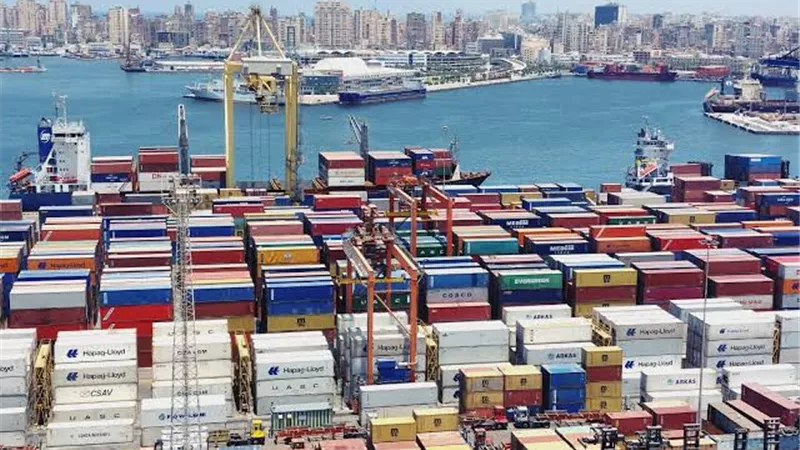 ميناء الاسكندرية يبيع جبارة 7 وشقيقتها 6وقاطرات بحرية