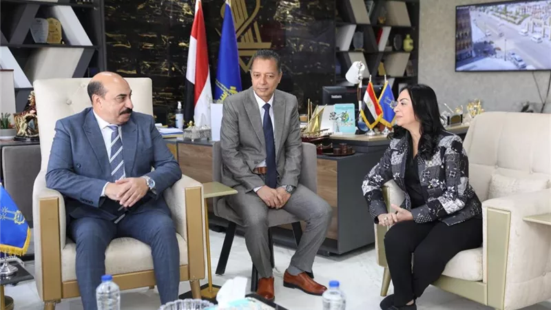 مايا مرسي تشيد بحرص محافظ أسوان على دعم المرأة وتمكينها