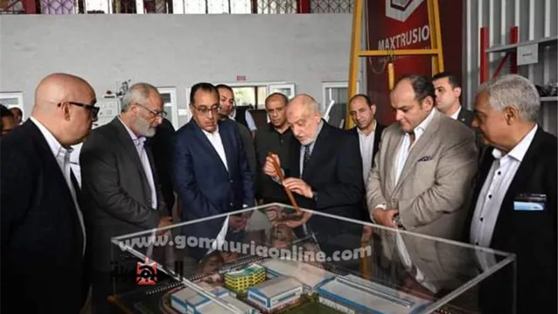 رئيس الوزراء .. الدولة تسعى إلى توطين مختلف الصناعات محليًا