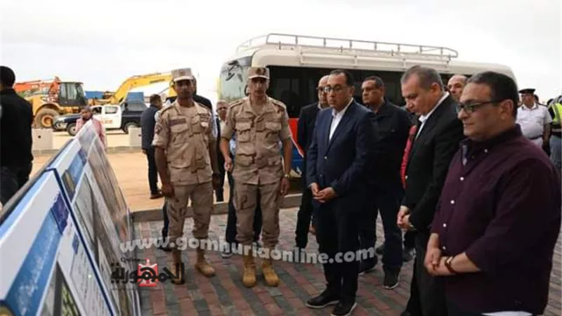 رئيس الوزراء يتفقد مشروع تطوير عواصم المحافظات برأس البر
