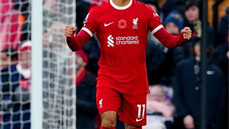 محمد صلاح يقود الهجوم في تشكيل ليفربول المتوقع أمام فولهام اليوم