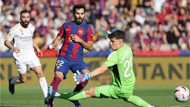 مواجهة نارية الليلة .. برشلونة يتحدى ريال مدريد في الدوري الإسباني