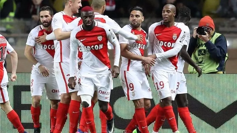 موناكو يحتل وصافة الدوري الفرنسي بالفوز بثنائية أمام بريست