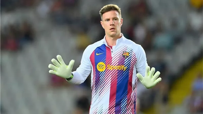 حارس مرمى برشلونة : ما حدث في مباراة ريال مدريد عار علي كرة القدم