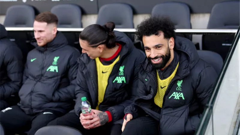 شاهد .. رد فعل محمد صلاح على هدف أرنولد في مرمي فولهام