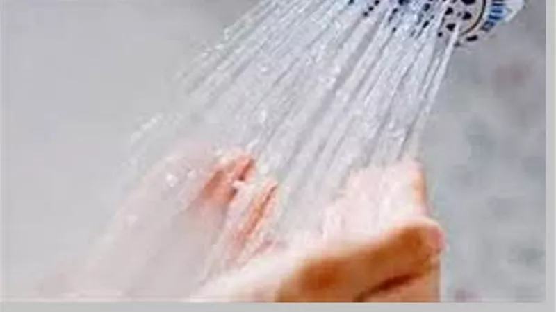 هو لازم بعد الاستحمام أتوضى ولا عادي أصلي على طول