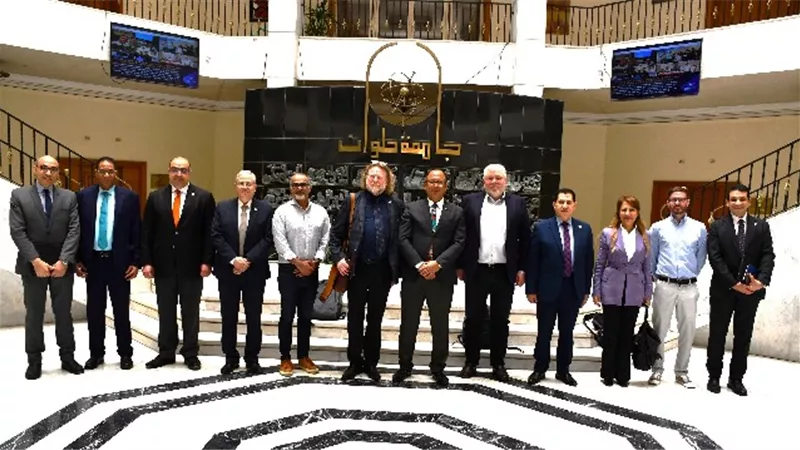 جامعة حلوان تعلن أسباب زيارة وفد من جامعة أبردين البريطانية.. صور