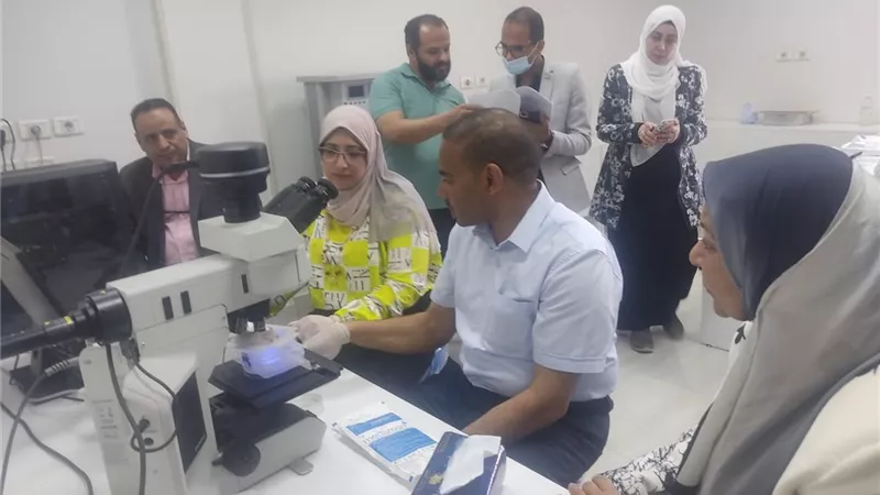 مركز الجراحات بطب سوهاج ينظم ورشة عمل عن أبحاث أمراض الكبد