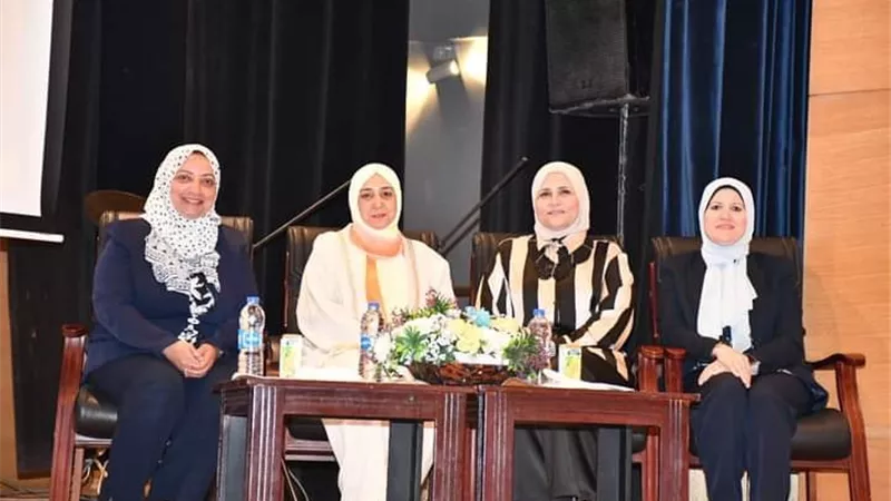 افتتاح المؤتمر السنوى و أسبوع العلم بكلية البنات جامعة عين شمس