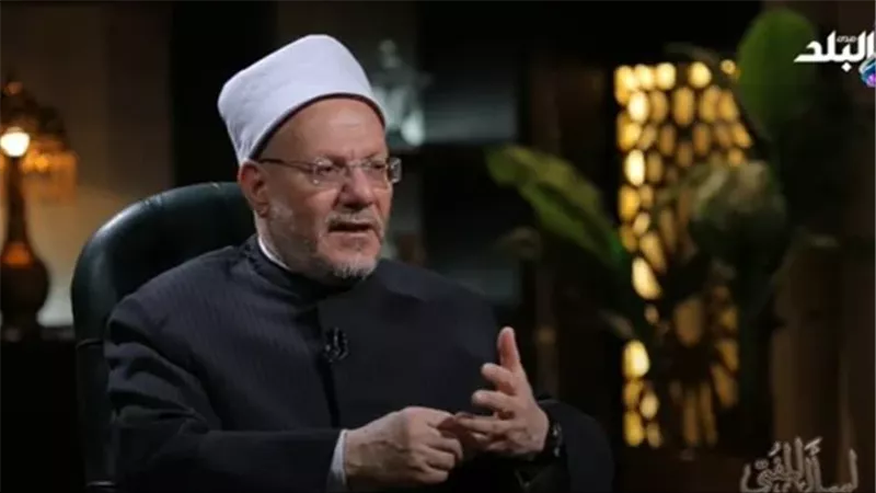 المفتي يهنيء الرئيس والقوات المسلحة بذكرى 