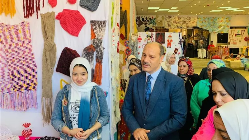 مدير تعليم الأسكندريه يفتتح معرض ختام الأنشطة التربوية
