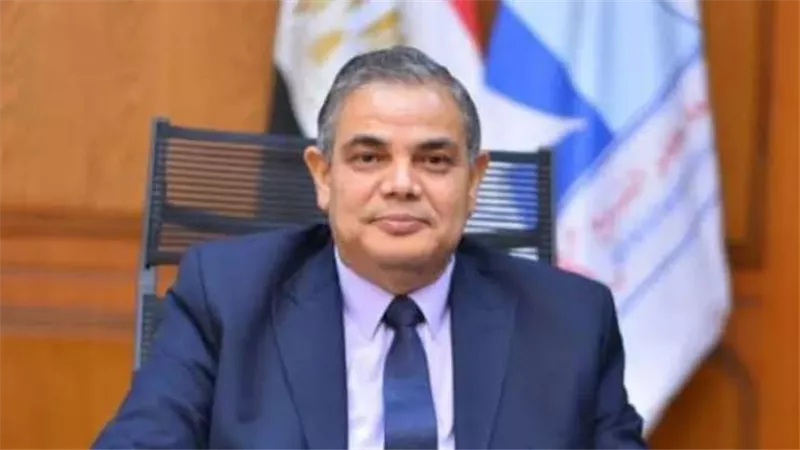 رئيس جامعة كفر الشيخ يهنئ فخامة الرئيس عبد الفتاح السيسي