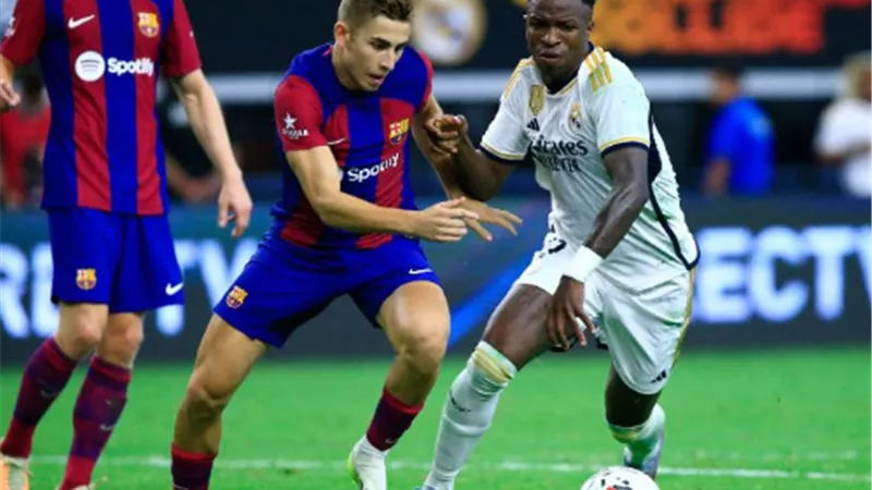 شاهد.. الهدف الملغى المثير للجدل لبرشلونه فى مرمى ريال مدريد