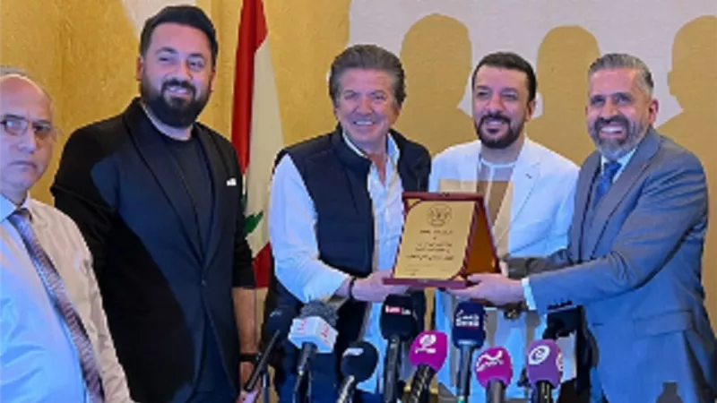 تكريم مصطفى كامل من نقابة الموسيقيين اللبنانية ..صور