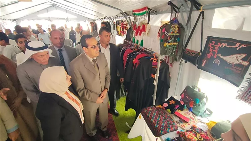 محافظ شمال سيناء يفتتح مهرجان الهجن بالعريش