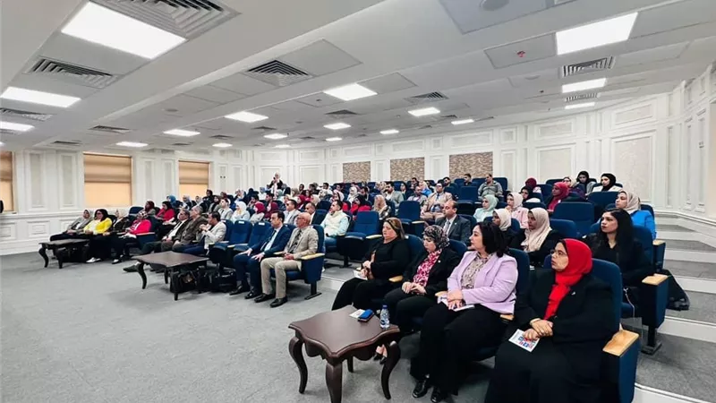 رئيس جامعة مطروح يستقبل وفد هيئة الفولبرايت بالقاهرة