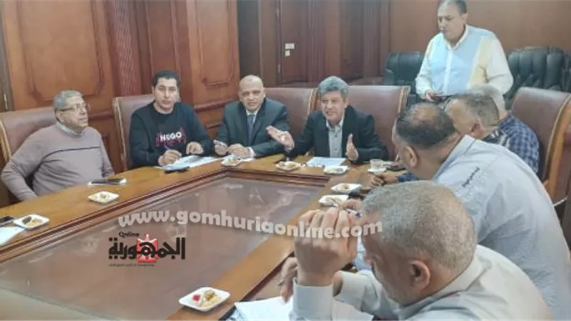 تخفيض أسعار الخبز السياحي بدمياط