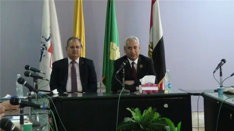 رئيس جامعة المنيا يترأس اجتماع مجلسي كليتي الطب والتربية الرياضية