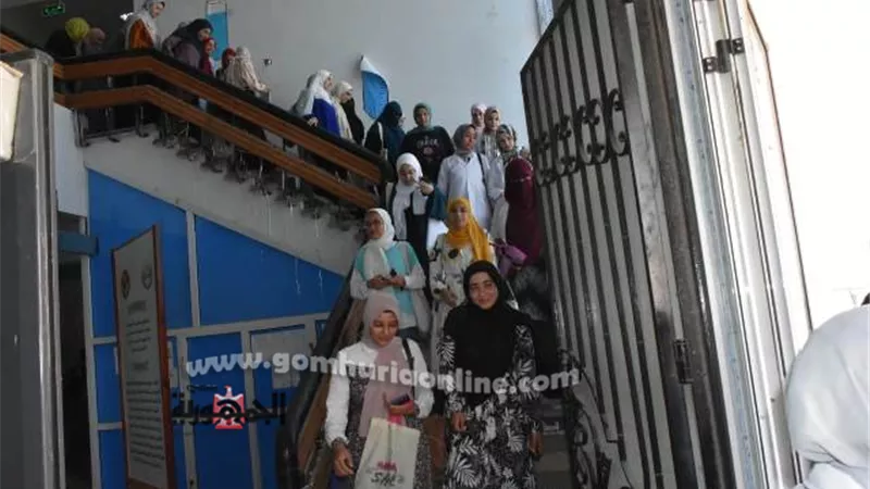صيدلة السادات تنفذ خطة إخلاء بالمبني الإداري للتدريب على الطوارئ