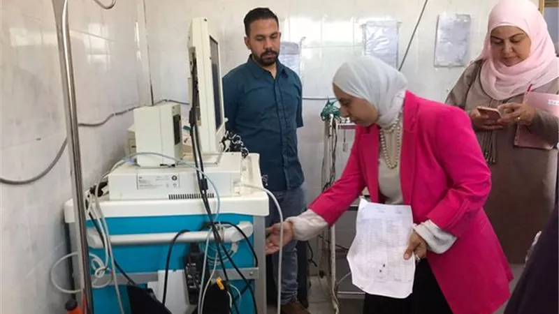 مدير صحة الإسماعيلية تفاجئ المستشفيات بعد المواغيد الرسمية