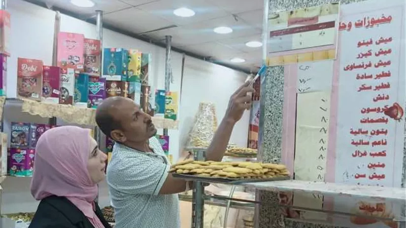 حملة تموينية لمتابعة أسعار الخبز بالمخابز فى القصير