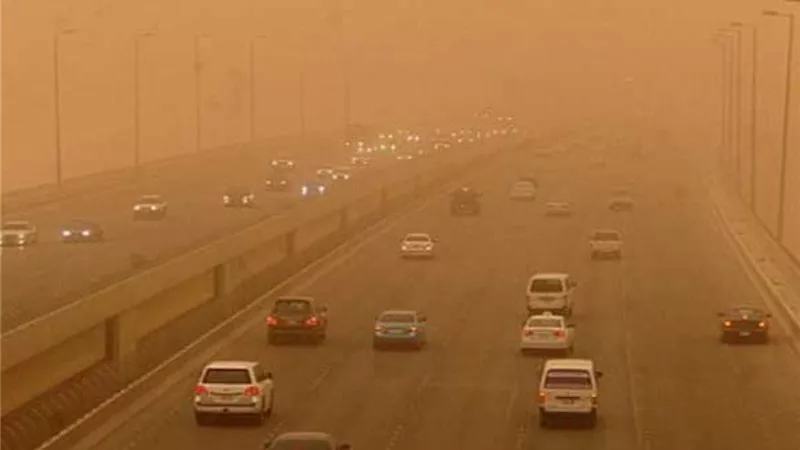 مصدر أمني:رفع درجات الاستعداد وتكثيف خدمات المرور للمساعدة في مواجهة العاصفة الترابية