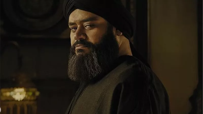 محمد ممدوح يكشف عن شخصيته في فيلم 