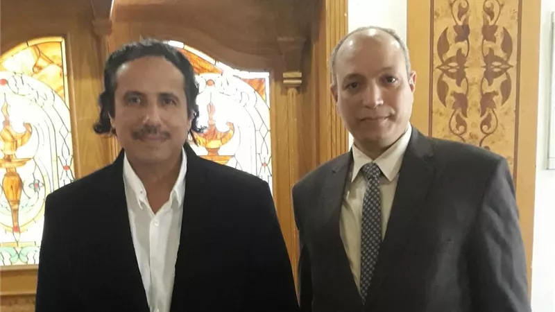 الشيخ عزام الصباح: المصريون في الكويت 