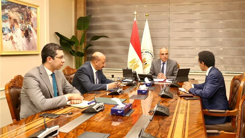 الري تكشف تفاصيل إنشاء ٥٠ بحيرة جبلية للحماية من أخطار السيول
