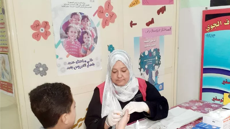 الصحة: فحص مليون و413ألف طالب ضمن مبادرة الكشف المبكر عن فيروس سي