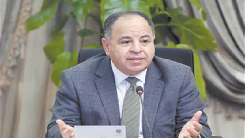 اعتمادات لزيادة الحد الأدني للأجور وزيادات في المرتبات والمعاشات