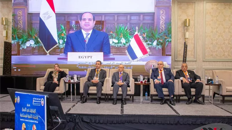 د. ذكى: إنجازات مصر - السيسى بوابة العبور إلى 