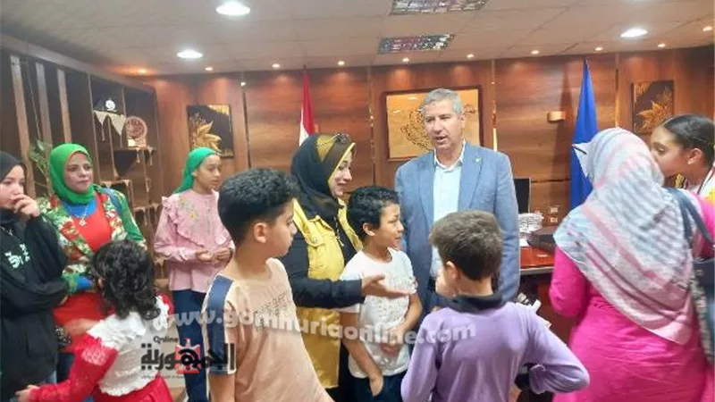 مدير تعليم دمياط يتابع قدرات الطلاب الموهوبين
