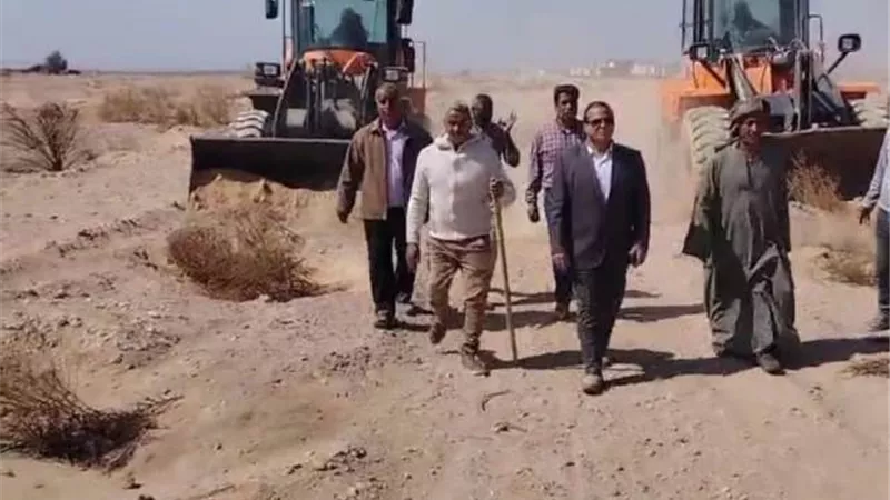 حملات مكبرة لإزالة التعديات بمدينة الزينية بالأقصر