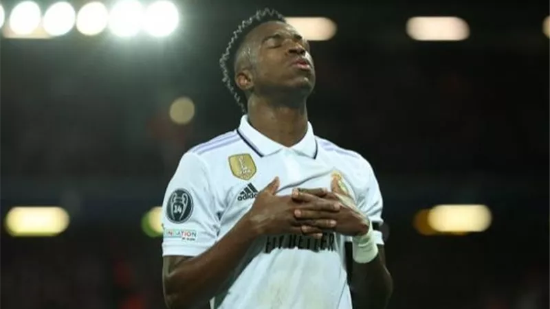 ريال مدريد يمنح النجم البرازيلي جائزة أفضل لاعب فى شهر مارس