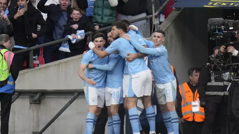 شاهد ترتيب الدوري الانجليزي قبل موقعة مانشستر سيتي وبرايتون