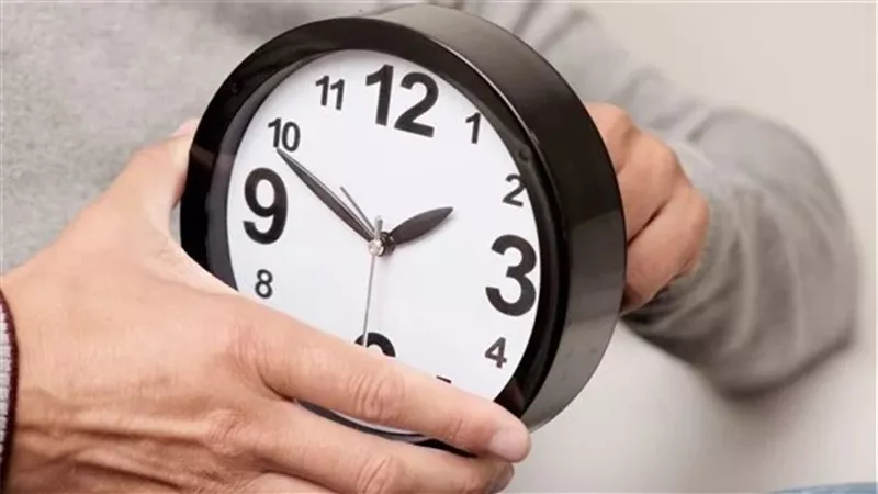 الآن.. بدء العمل بالتوقيت الصيفي 2024