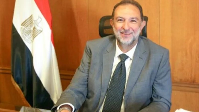 هيئة سلامة الغذاء فرع مدينة بدر يضبط 840 كيلو مواد غذائية.. صور
