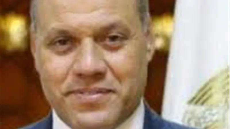 رئيس مدينة ابو حمص فى جولة بمحيط الكنائس استعدادا لعيد القيامة