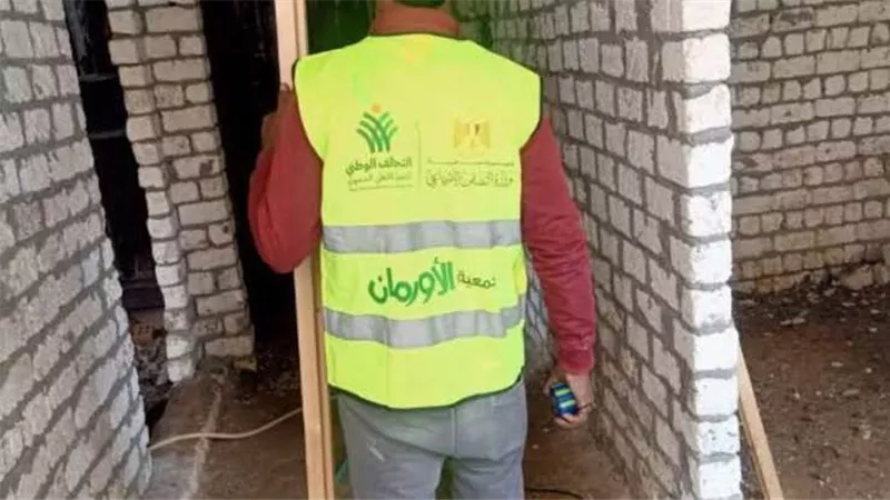 إعادة تأهيل منازل قرية بني زيد بمركز ناصر