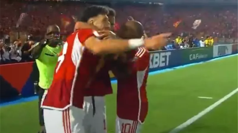 أبوعلى يعزز تقدم الاهلي على مازيمبي بالهدف الثاني