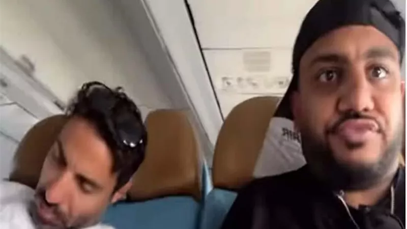 أحمد فهمي يروج لفيلم 