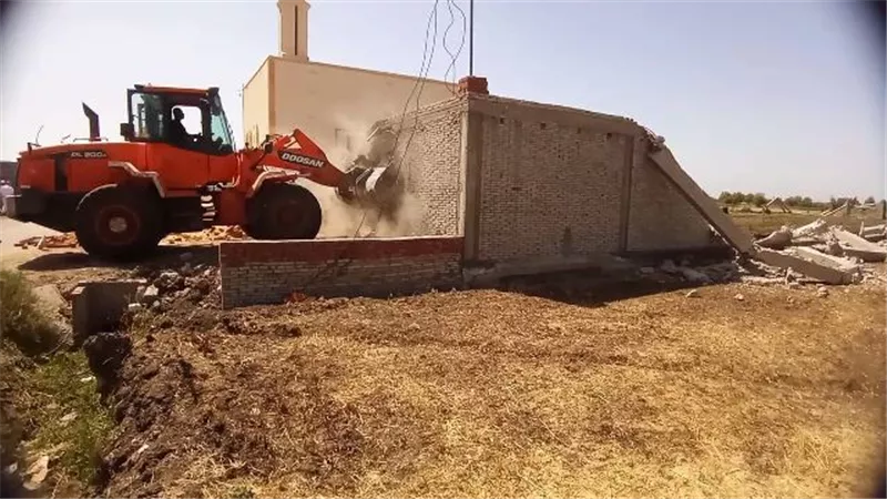 محافظ كفرالشيخ يتابع إزالة التعديات على أملاك الدولة